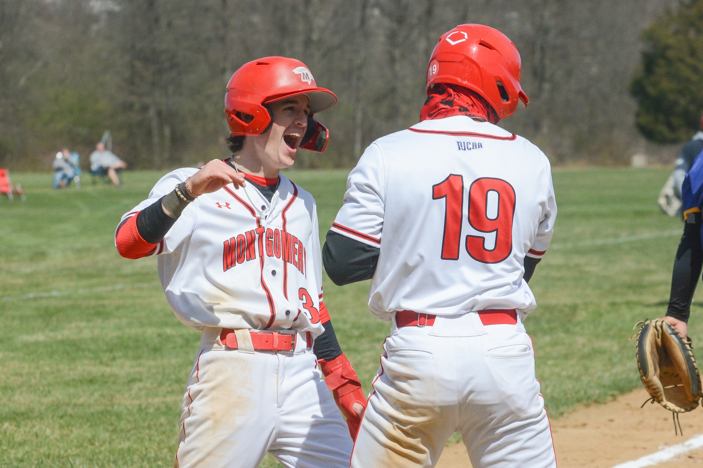 Mustangs vs. Delaware County Community College