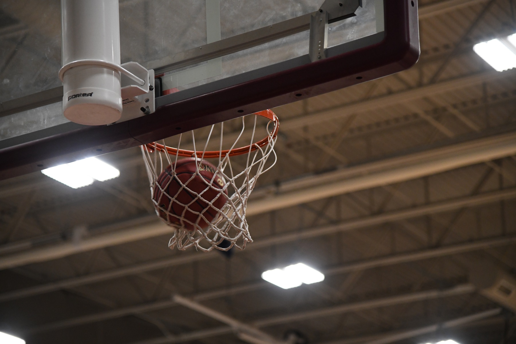 Men's Basketball 2018-19 vs. Bucks