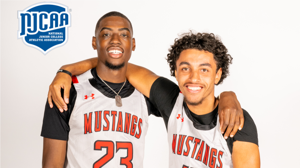 Mustangs stifle Hawks, Improve to 3-0 on the season