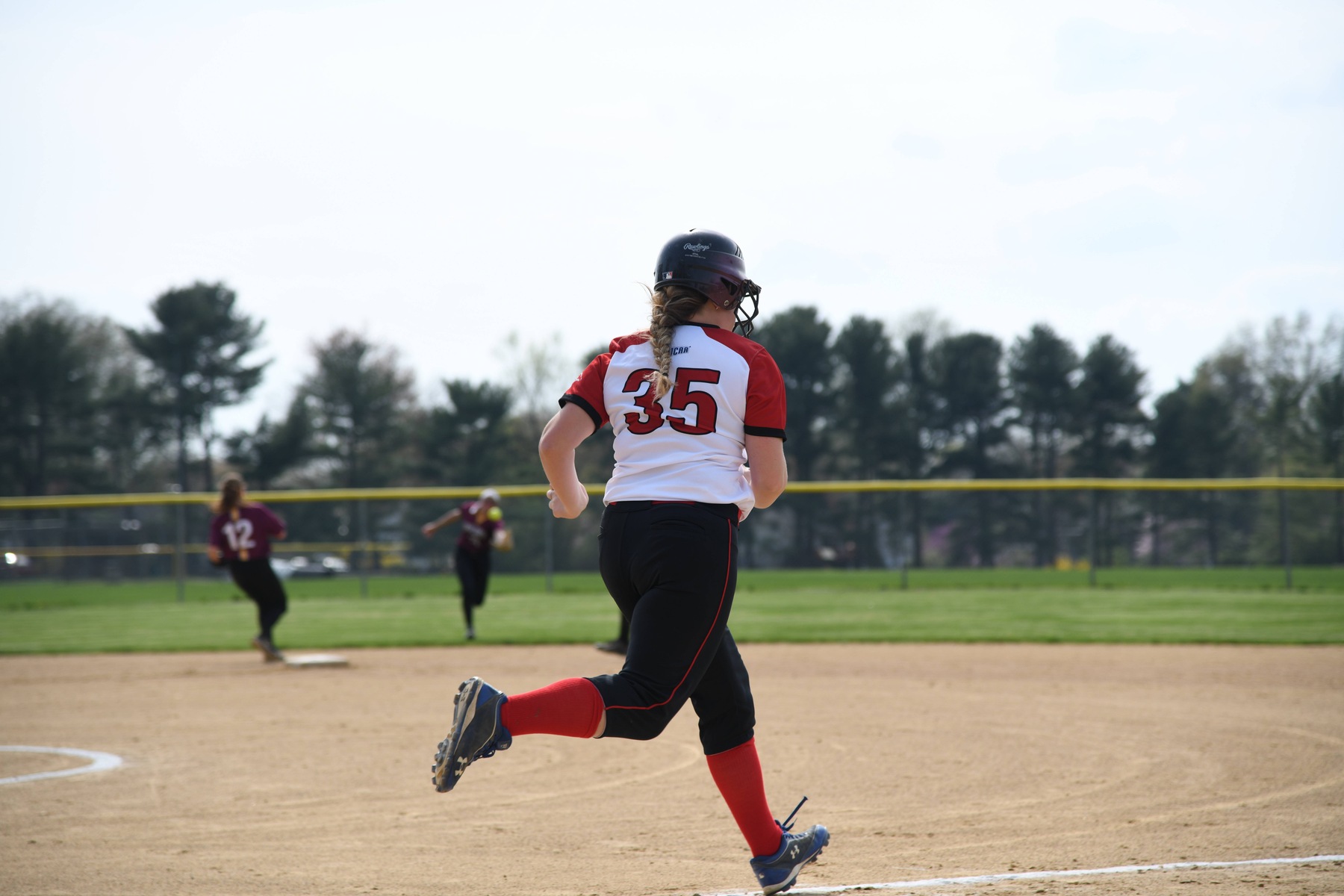 Softball Can't Quite Overcome Strong Ocean Offense