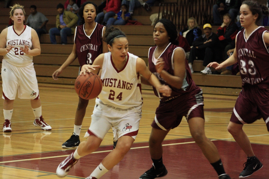 Mustangs Roll Over Silver Knights 63-36