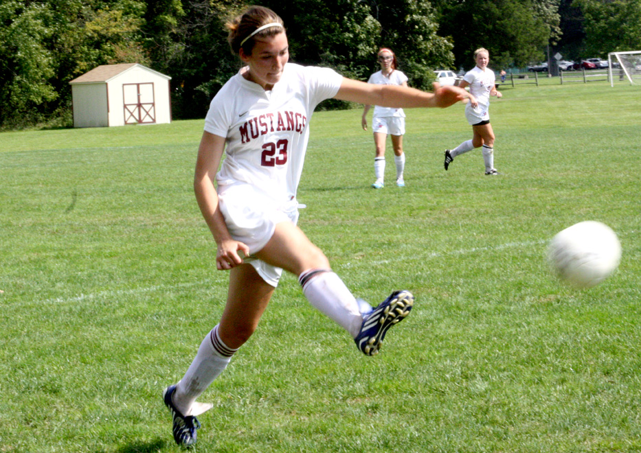 Keegan, Good and Mugnier Earn All Region Recognition