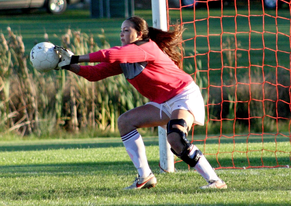 Game Recap: Women's Soccer Wins Final Game 5-1