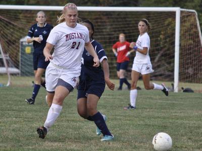 Game Recap: Owls Blank Mustangs