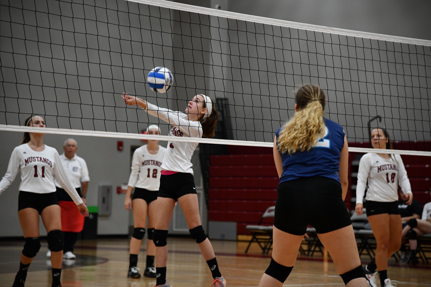 Volleyball Grabs Third Sweep of the Season